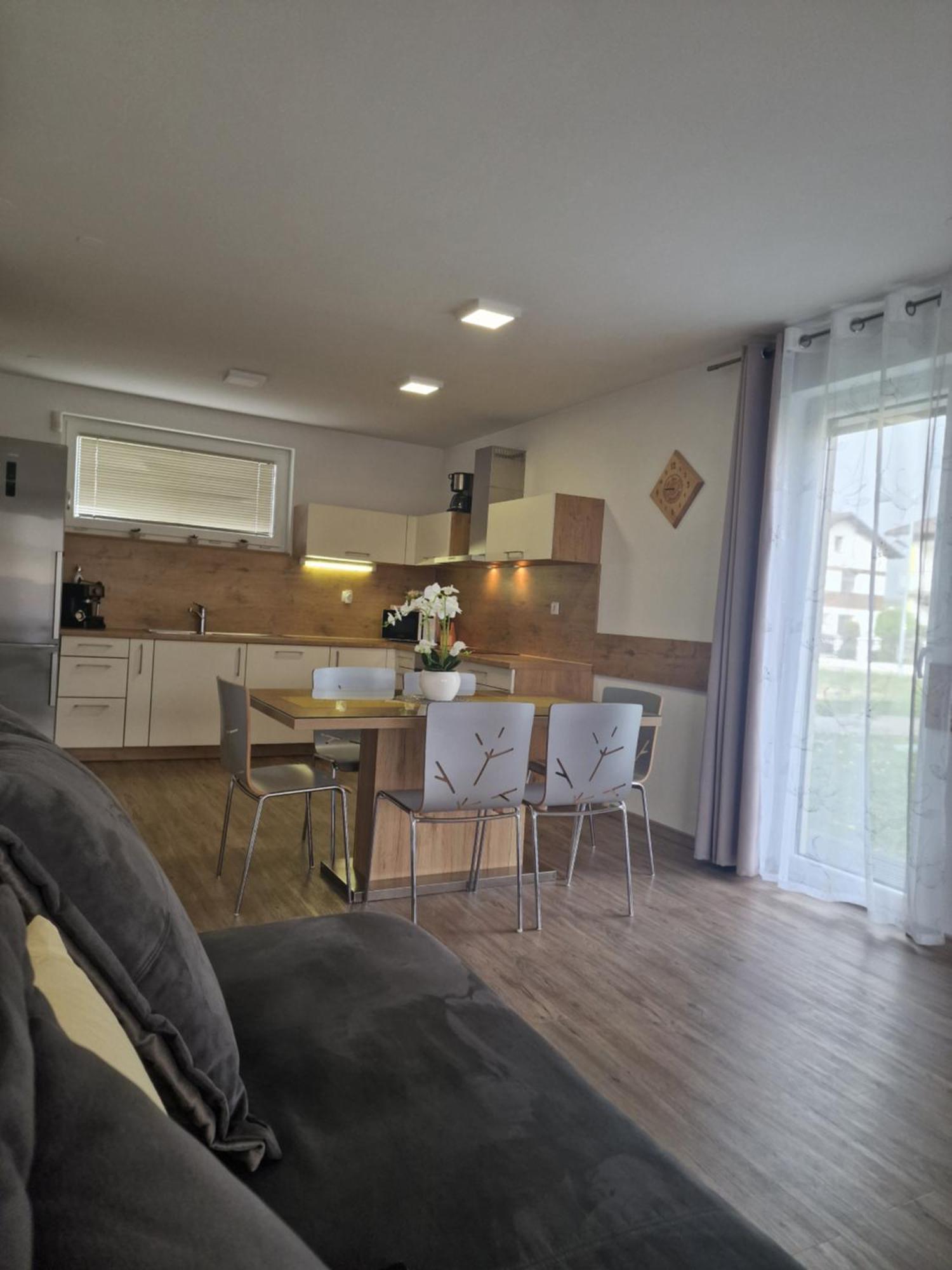 Family Apartment Moravske Toplice Extérieur photo